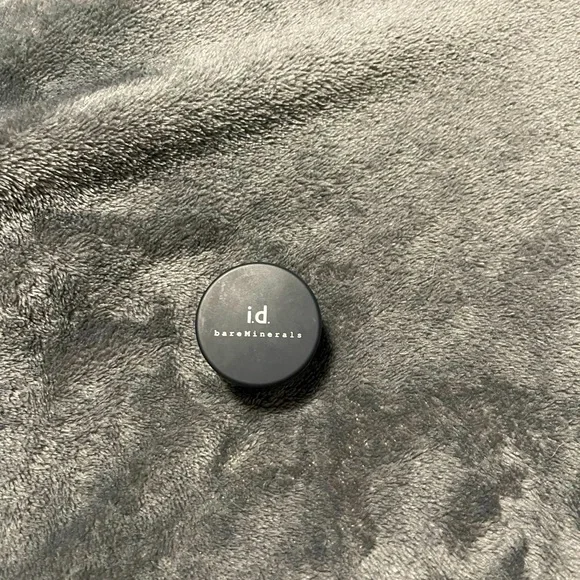 bareMinerals i.d. Bisque Multi-Tasking Minerals Makeup Loose Powder - Picture 1 of 10